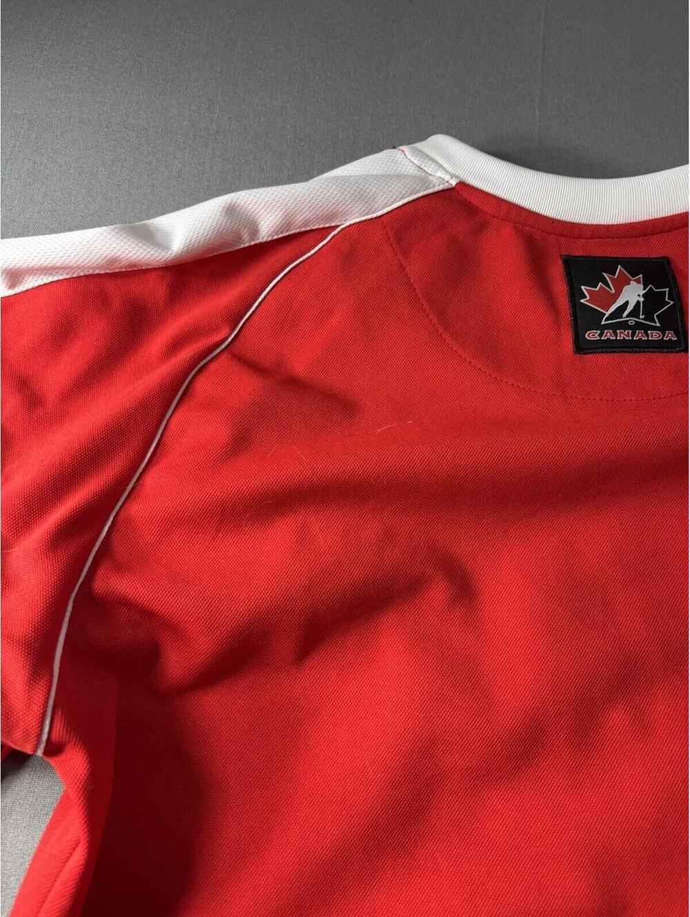 TEAM CANADA 1914-2014 100 YRS HOCKEY JERSEY SIZE LARGE - Picture 14 of 15